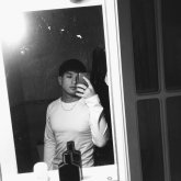 Busco conocer gente. Ver qué sale.