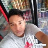 Busco pareja. Mujeres. Mujeres.