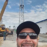 Comerciante. Busco chatear. Solo