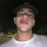 Busco ligar. Mujeres, no me importa