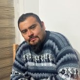 Trabajador. Soltero 
Soy moreno altura