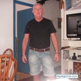 nadador chico soltero en Barcelona