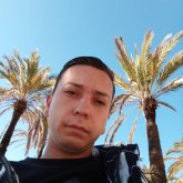 Busco pareja. Tengo 28 y soy de