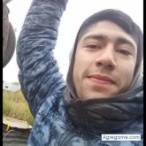 Empleado. Busco pareja. Chicas. Sin