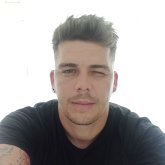 Busco conocer gente. Mujeres. Alguien