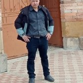 Busco una dama para dialogar y mirar q