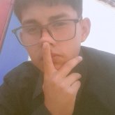 Algo simple , y que sea cariñosa. Holis