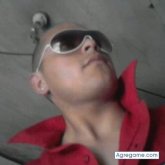 robertocarlos27 chico soltero en Santiago