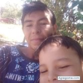 Encuentra Hombres solteros en Nogoyá