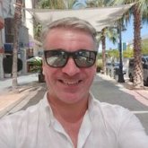 Busco pareja. Mujer. Simoatico. Personas