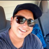 Amable y carismático. Andar en