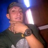 Soldador. Busco pareja. Mujeres.