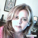 Mayra chica viuda en Guatemala