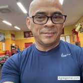 Buenhombre51 chico soltero en Downey