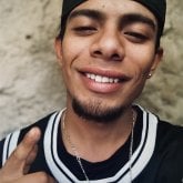 Busco conocer gente. Una persona