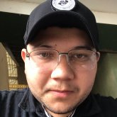 Eu estou buscando uma amiga. Sou