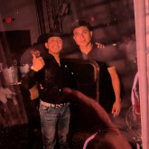 Busco una mujer cariñosa. Estoy soltero