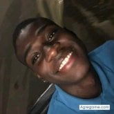 Estudiante. Busco hacer amistades.