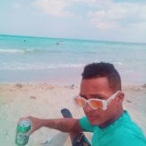 Busco pareja. Busco mujer tengo 22 año.