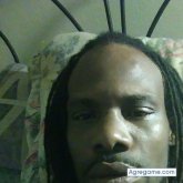 Ju7478 chico soltero en South Elgin