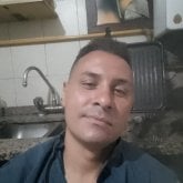 Chofer. Busco pareja. .busco mujeres