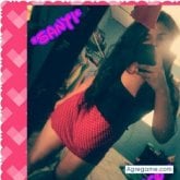 Trabajo. Busco pareja. Una chica 