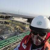 Técnico mecánico. Busco pareja.