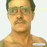 Chatear con carlo546 de Canada