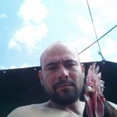 Trabajando. Busco pareja. Mujeres