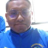 Ingeniero. Busco hacer amistades. Busco