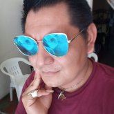 Busco ligar. Chicos q sean bien educado