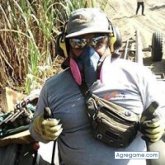 Busco pareja. Busco mujeres. Soltero soy