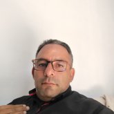 Operador. Una dama linda. Divorciado soy