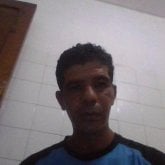 Busco pareja. Escucho musca video juegos