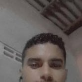 Mujeres de 22 años en adelante. Una