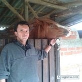 Encuentra Hombres solteros en Pintag