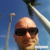 Falta_nombre chico soltero en Arena Gorda