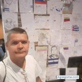 Lusson chico soltero en Lehigh Acres