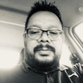 Busco ligar. Mujeres. Un hombre