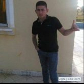 Oscaromarmejia chico soltero en Río Lindo