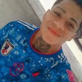 Estudiante y trabajador. Busco mujer.