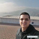 Busco hacer amistades.