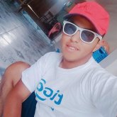 Operador. Busco conocer gente. Hacer