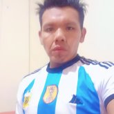 Motociclista. Busco chatear. Sólo busco