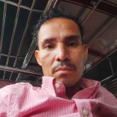 Que sea linda y muy respetuosa. Soltero