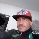 Busco pareja. Mujer. Estudiar. Deporte.