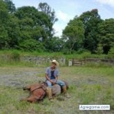 Busco ligar. Un Chavo humilde y