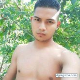 Hector25reyes chico soltero en Santo Tomás