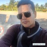 Empresario. Busco pareja. Mujeres