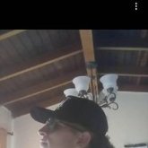 Trabajo. Busco pareja. A alguien